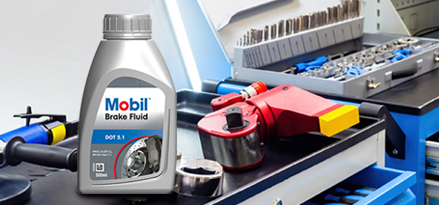 Mobil Dot 5.1 brake fluid on a workstation