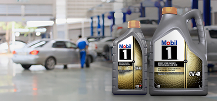 Mobil 1 FS 0W-40 in garage banner